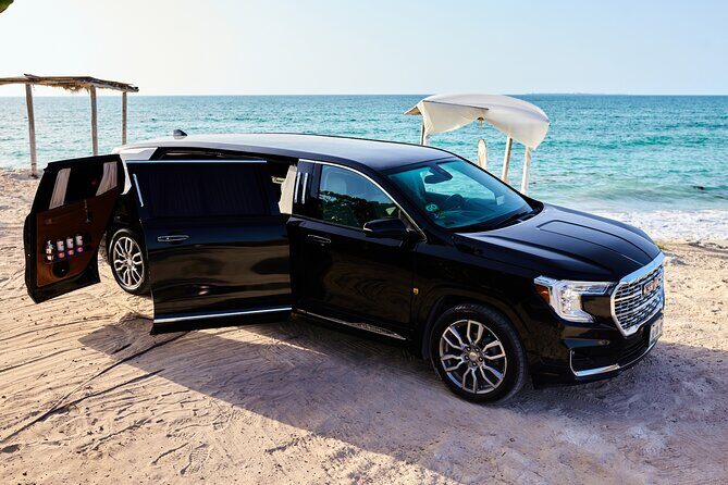 Deluxe GMC Limousine from CUN Airport to Playa Mujeres - Quick highlights if you want the short version
