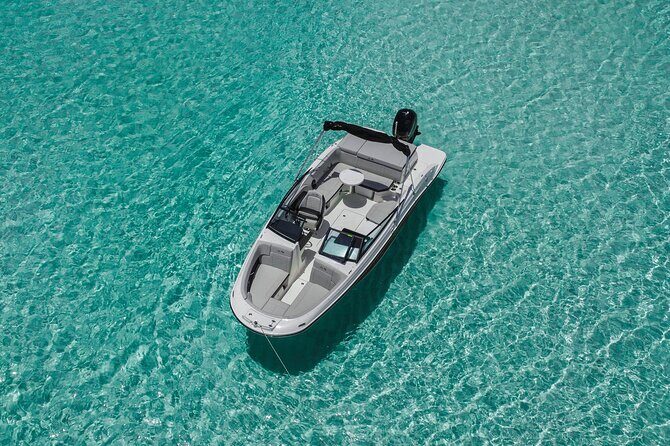Deluxe Private Boats - 24 ft Sea Ray - Coral Reefs Monument snorkeling: gear included and a pro crew