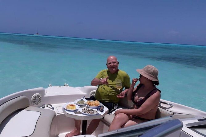 Deluxe Private Boats - 24 ft Sea Ray - San Miguel de Cozumel by private route: less crowd math