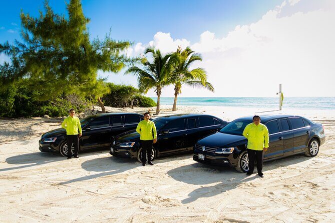 Departure by Luxury Sedan From Playa del Carmen to Cancun Airport - Hotel lobby meeting: simple, but you must be ready