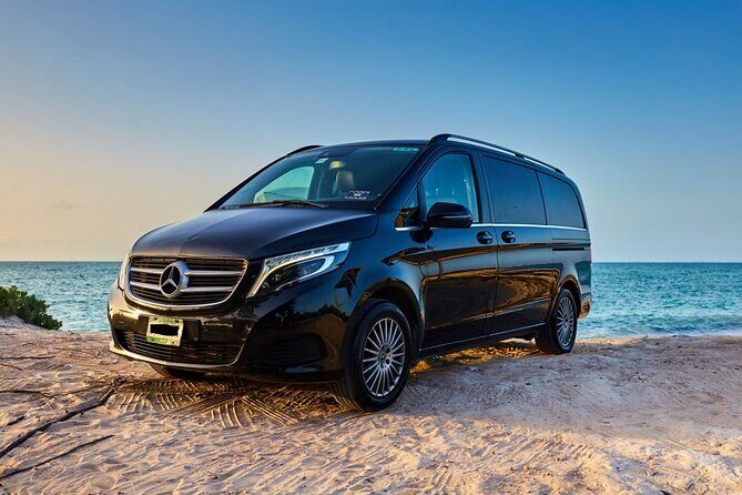 Departures in Mercedes Benz from Puerto Aventuras to Cancun Airport - Pickup timing: the real schedule is airline rules plus the drive