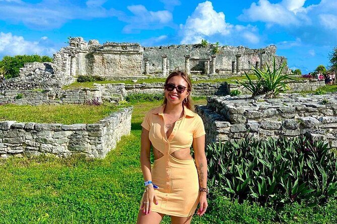 Discover 4 Destinations in 1 Day: Tulum and Cobá Tour - Food and drinks: a buffet lunch that works for many diets