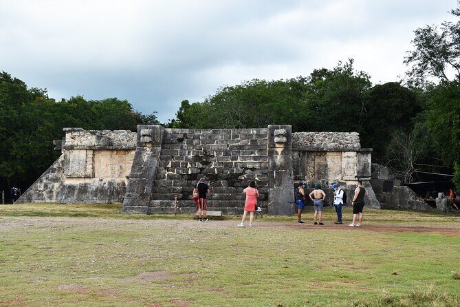 Discover Chichén Itzá & a Sacred Cenote. Lunch and transportation included. - Getting There From the Riviera Maya (and the Tulum meeting point)