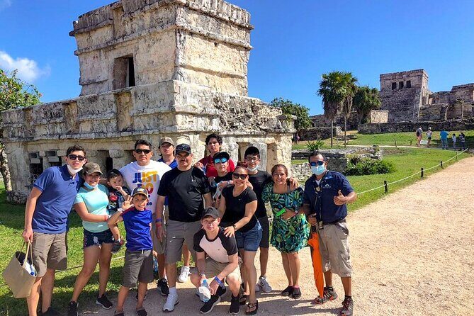 Discover the Mayan archaeological sites of Tulum & Coba in 1 day - Playa del Carmen on 5ta Avenida: 45 minutes for dinner and shopping