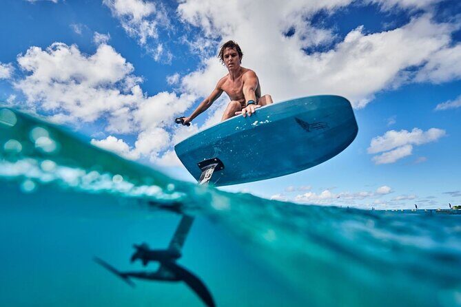 E-Surf Lessons - The lesson flow: land drills, water demo, then riding