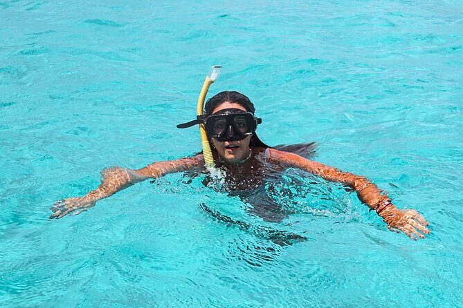 El Cielo Cozumel Snorkel Private Boat + Food + Drinks + Beach - Food and Drinks: Ceviche and Guacamole Made for the Water