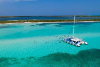 El Cielo, Palancar Snorkel & Beach Party Experience - Meeting up at Fury Catamarans and planning your 1:30 start
