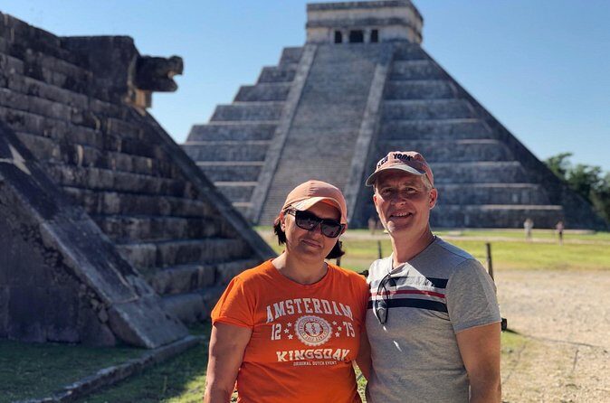 Exclusive Guided Tour: Chichen Itza - Cenote Ik Kil -Valladolid - Valladolid in 1 Hour: Colonial Color, Easy Stroll, No Pressure