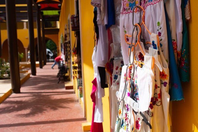 Experience Chichén Itzá: Full Day Tour with Cenote & Valladolid - Food, Tequila, and Chocolate: What’s Included and What You Should Budget