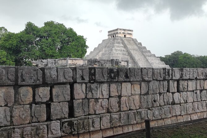 Expert Guided: Chichen Itza Tour with Early Access - Lunch Buffet: The Part That Keeps the Day From Falling Apart