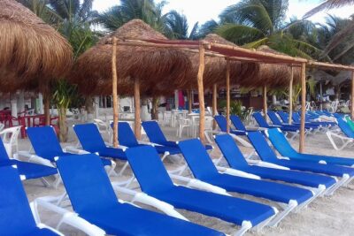 FACILITIES BEACH CLUB For A Day At The Beach At Los Arrecifes Restaurant. - Where you start in Mahahual, and how to plan your beach hours