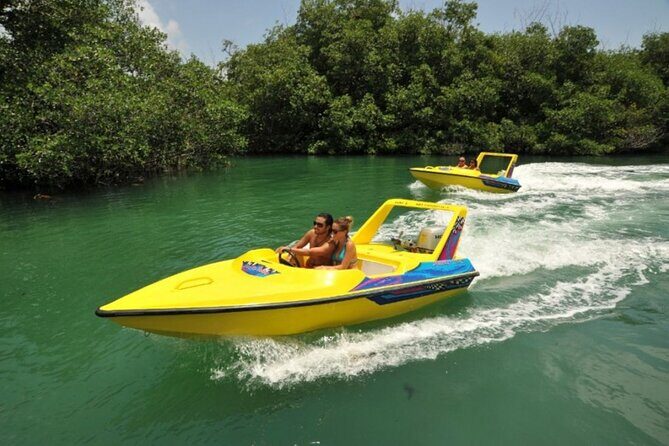 Fast & Fun: Cancun Speedboat Tour with Snorkeling - Group size and logistics: small enough to feel guided