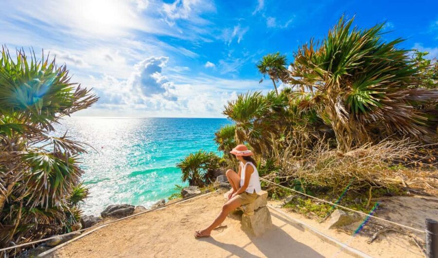 From Cancun: Tulum, Cenote and Turtle Swim Tour at Akumal - Tulum Archaeological Zone: getting the best out of the 2-hour guided walk