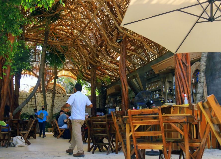 From Cancun:Beachside Tacos & Town Tour With Tequila Tasting - Chicken and Carne Asada: Where Soft Corn Tortillas Shine