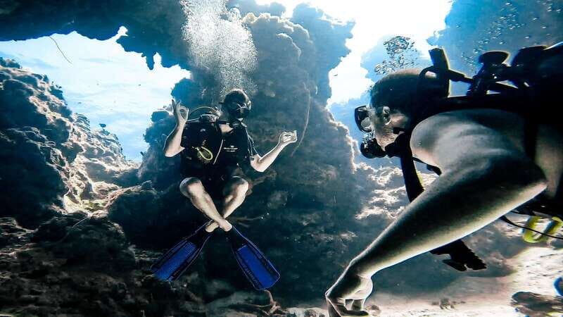 From Cozumel: Double Tank Scuba Diving for Certified Divers - Meeting at Cha Cha Cha: Finding the Start Point Without Stress