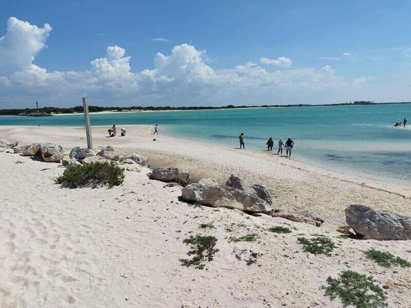 From Merida: Isla Columpios & Progreso - From Mérida to Progreso: getting in position for the coast