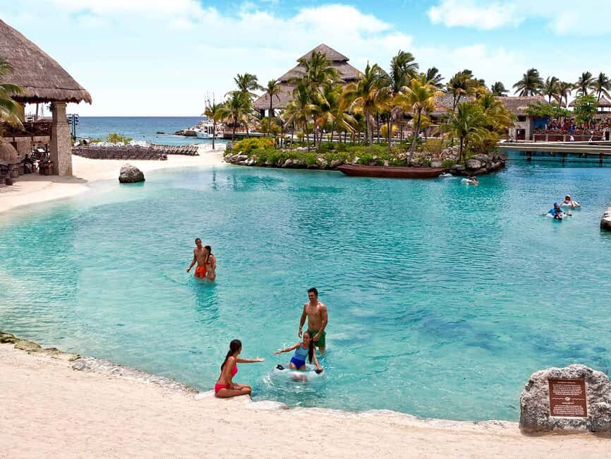 From Riviera Maya: Xcaret Park Plus, the complete experience - The Morning Flow: Pickup, Bus Route, and Being On Time