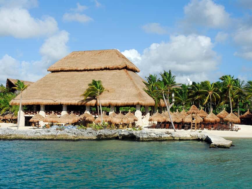 From Riviera Maya: Xcaret Park Plus, the complete experience - Lunch With a Beer: The Fuel Stop You’ll Appreciate