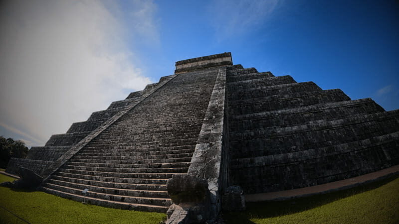 FROM VALLADOLID CHICHÉN ITZÁ + 2 CENOTES (PRIVATE TRANSPORTATION) - Private transportation from Valladolid: why the early start matters