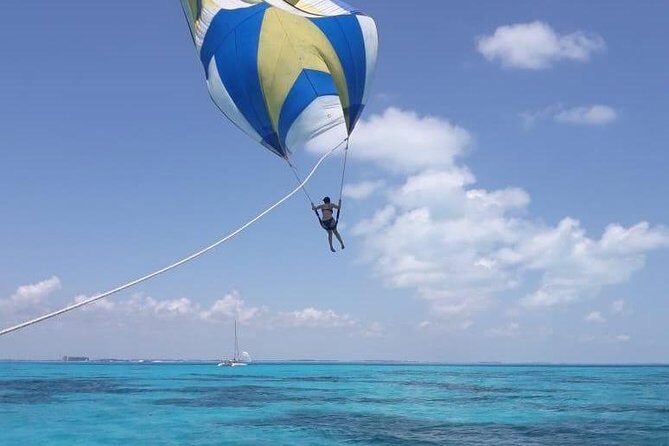 Full-day Isla Mujeres All-inclusive Cruise from Cancún - Isla Mujeres Island Time: Streets, Pictures, and Optional Fun