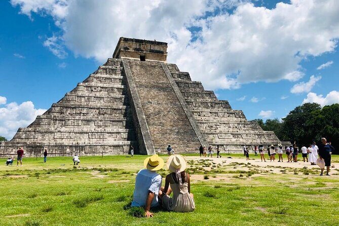 Full Day Tour Chichén Itzá Cenote Saamal Valladolid with buffet - Cenote Saamal swim: what mandatory vests mean for your day