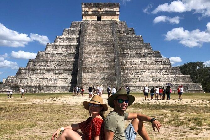 Full Day Tour Chichen Itza Cenote xcajum and Valladolid - Valladolid in 15 minutes: quick photos, quick church stop