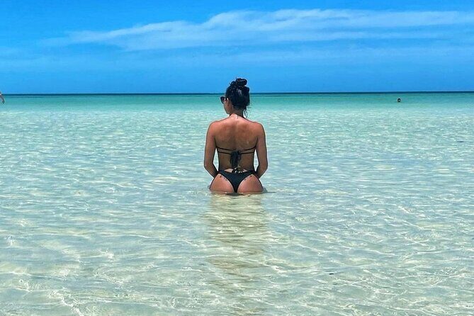 Full Day Tour of Holbox Island and Yalahau Cenote with Lunch - Isla de la Pasión: Mangroves, Wildlife, and a Viewpoint