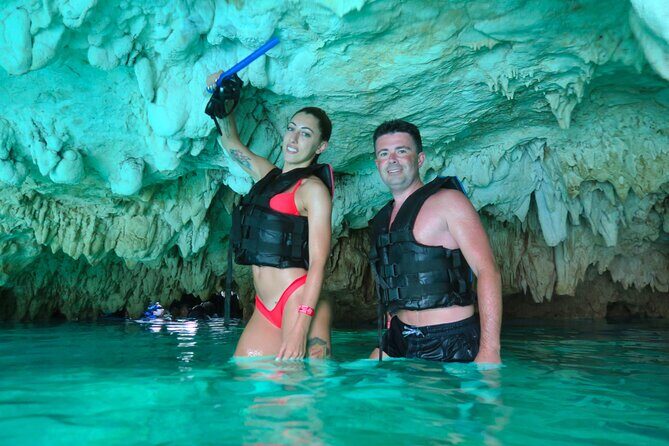 Full-Day Tour of Tulum Ruins and Cenotes with Lunch - Pickup, ride comfort, and the small-group advantage