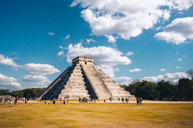 Full day tour to Chichén Itzá, Valladolid and Cenote, tour from Cancun - Pickup in Cancun and Riviera Maya: how to not lose time