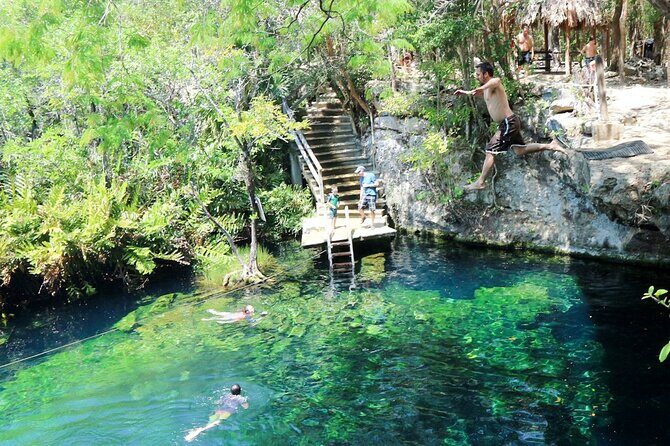 Full Day Tour to the Best of Holbox - Stop 3: Punta Mosquito gives you a swim-and-eat window