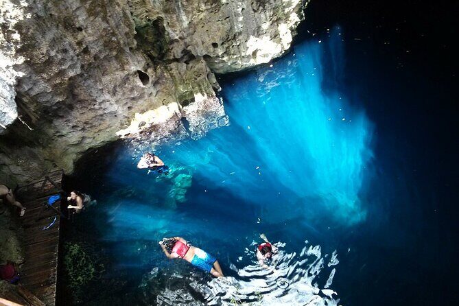 Full Day Tour to Tulum, Coba, Cenote and Playa del Carmen - Guides Matter: What Different Staff Styles Can Feel Like