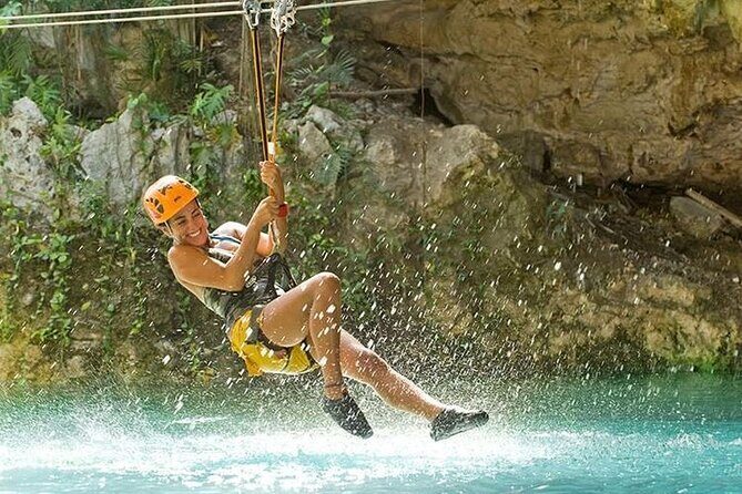 Full Day Tour to Xplor with everything included - Snacks, smoothies, and a buffet you can repeat