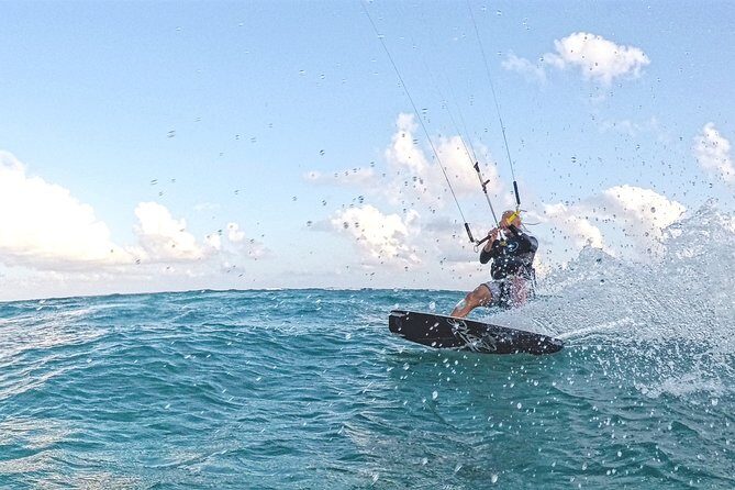 Group Kiteboarding Lesson in Tulum - Who this lesson suits (and who should think twice)