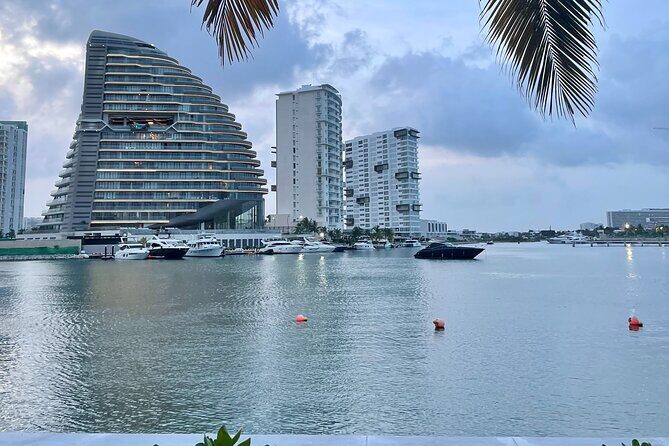 Guided Bike Tour - Explore Cancun Like a Local #1 Tour 1.5hr - The “small group” difference (and why it matters here)