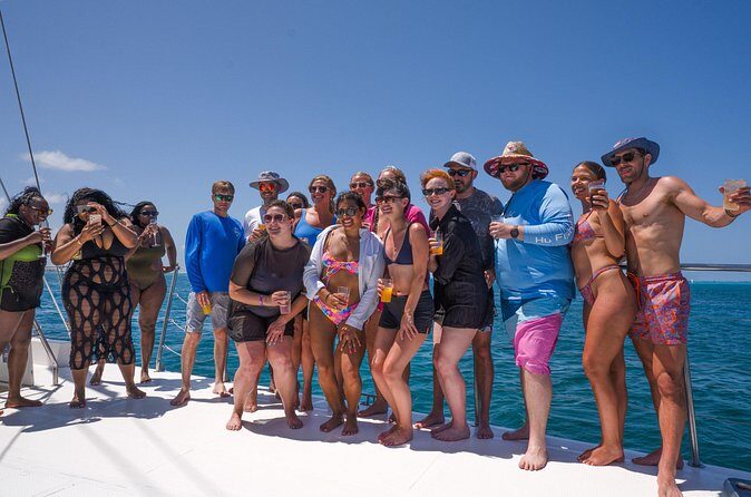 Hip hop party boat, adults only - Practical value: what you’re really buying