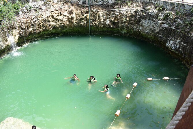 Horseback riding Tour with ATV circuit, ziplines and Cenote - Zipline over the trees: what you’ll feel and what’s restricted
