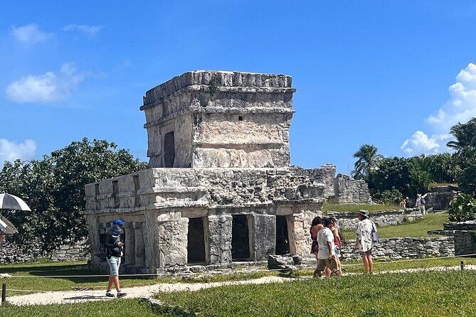 Incredible Tour to Tulum! 4 sites in 1, from Cancun - Lunch Buffet: Good Fuel, But Bring Your Eyes