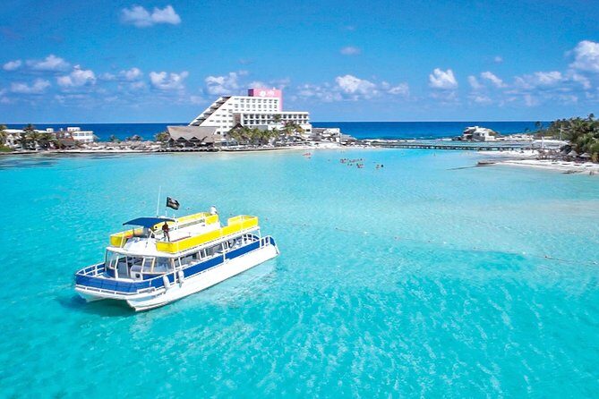 Isla Contoy and Isla Mujeres Tour with Snorkeling from Cancun - Isla Mujeres in one hour: shopping, beach time, and the return party