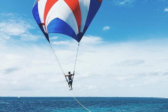 Isla Mujeres adventure by Catamaran. Snorkel, open bar and lunch - Town wandering in Isla Mujeres: shops, souvenirs, and doing it your way