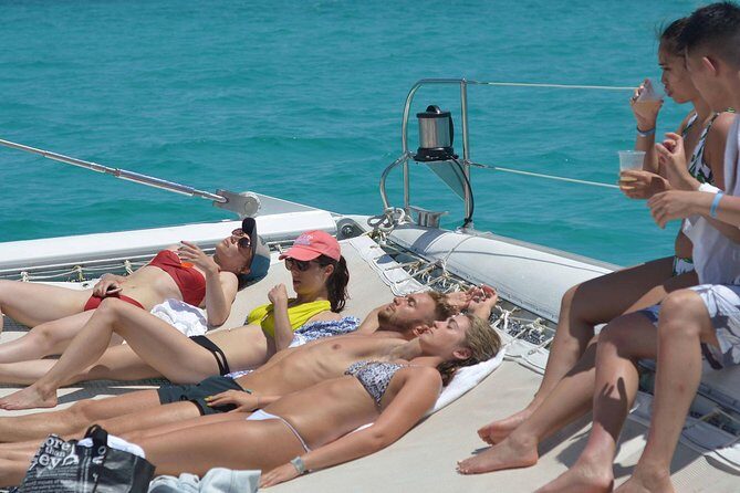 Isla Mujeres All Inclusive Sailboat Experience - Playa Las Perlas and the easy transition to island time