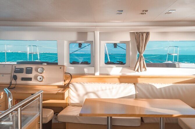 Isla Mujeres All Inclusive Sailboat Experience - Pickup timing and why your morning needs a buffer