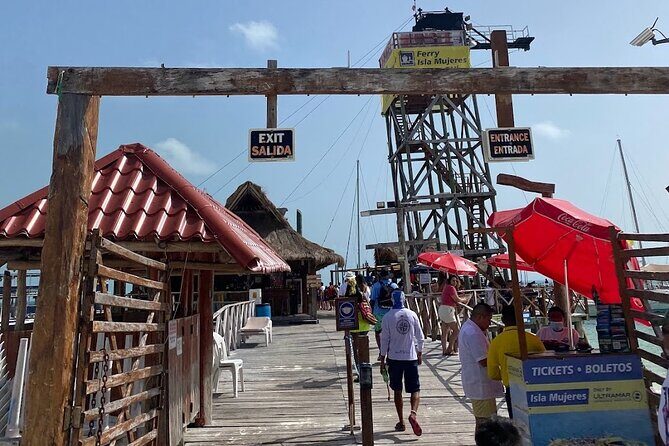 Isla Mujeres Basic Tour in Catamaran with Snorkel and Open Bar - The ride back at 3:40 pm: music, drinks, and an optional sandbank stop