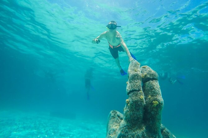Isla Mujeres Catamaran Luxury Sailing Experience from Puerto Morelos - Sun strategy: what to pack for Caribbean heat on the water