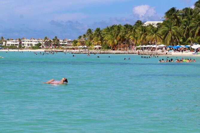 Isla Mujeres Catamaran Tour with Snorkeling at MUSA, Buffet Lunch & Open Bar - Lunch at the beach club: simple, filling, and mixed quality
