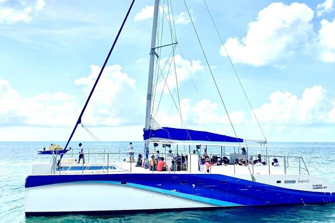 Isla Mujeres Catamaran Unlimited! from Cancun & Playa del Carmen - From Punta Sam to Playa Norte: the flow of the day