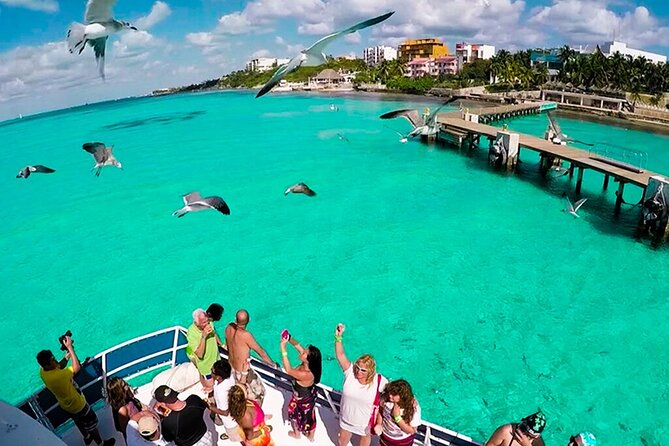 Isla Mujeres Catamaran Unlimited! Transportation from Playa del Carmen - Isla Mujeres time: beach club comfort plus island wandering