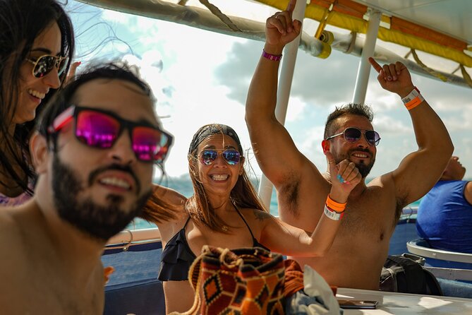 Isla Mujeres Island and Snorkeling Tour - Isla Mujeres Downtown: Magic Town Walk, Malecon Views, and Shopping Time