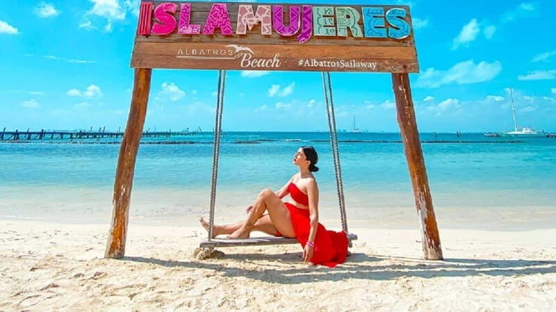 Isla Mujeres Plus Experience Catamaran Tour + Snorkel+Lunch - Getting Picked Up and Meeting the Crew: What Actually Helps