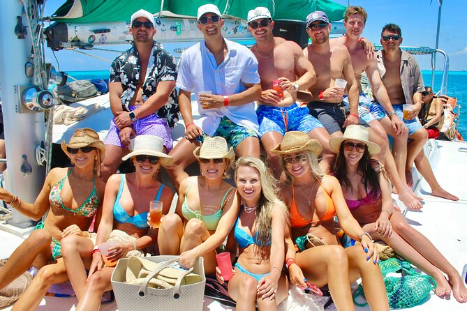 Isla Mujeres Spring Break Party Catamaran Snorkel and Open Bar - Isla Mujeres on your schedule: shops, scenery, and simple exploring