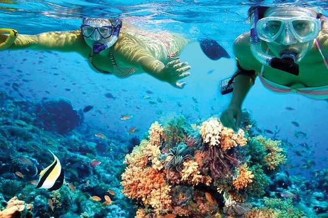 Isla Mujeres tour in a Catamaran with snorkel, open bar, lunch - Spinnaker flying: included when weather allows